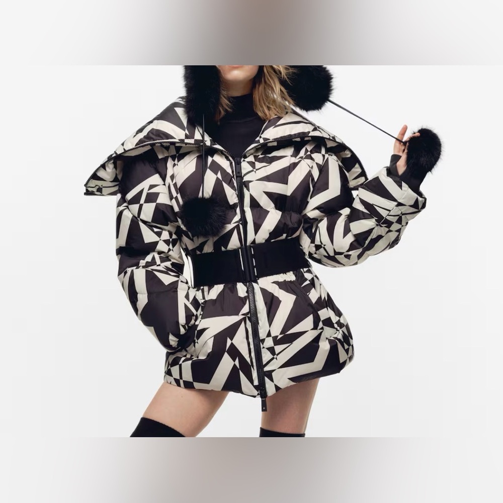 H&M perfect moment hooded down puffer jacket